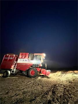 Zhonglian Harvest is a Reliable "Iron Partner" in the Field of Thousands of Agricultural Mechanic.(图5) 640_看图王111.jpg