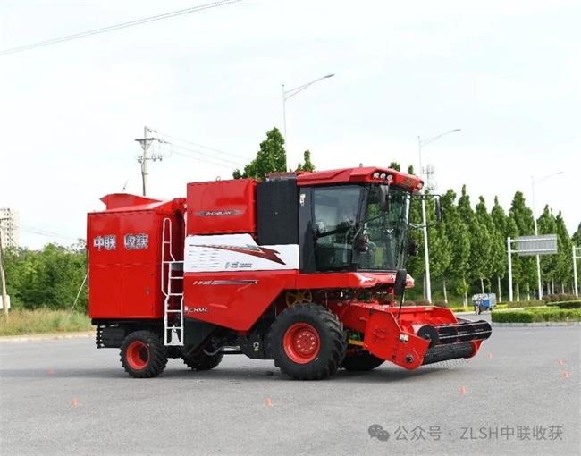 Master Cheng, a new farmers road to prosperity with agricultural machinery: Choose the right equipment and cultivate a good life.(图1) 640_看图王.jpg